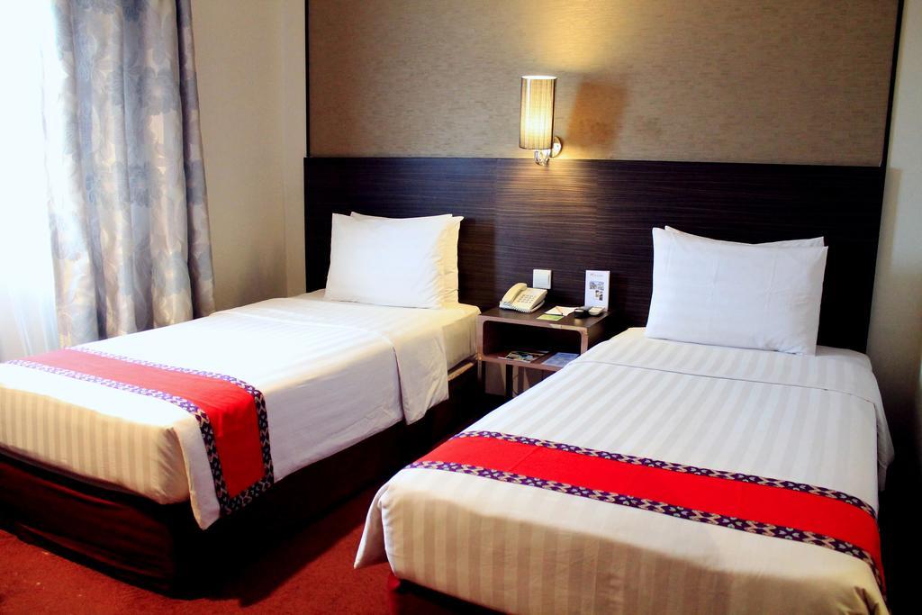 Swiss-Belinn פאנגקלאן בון מראה חיצוני תמונה