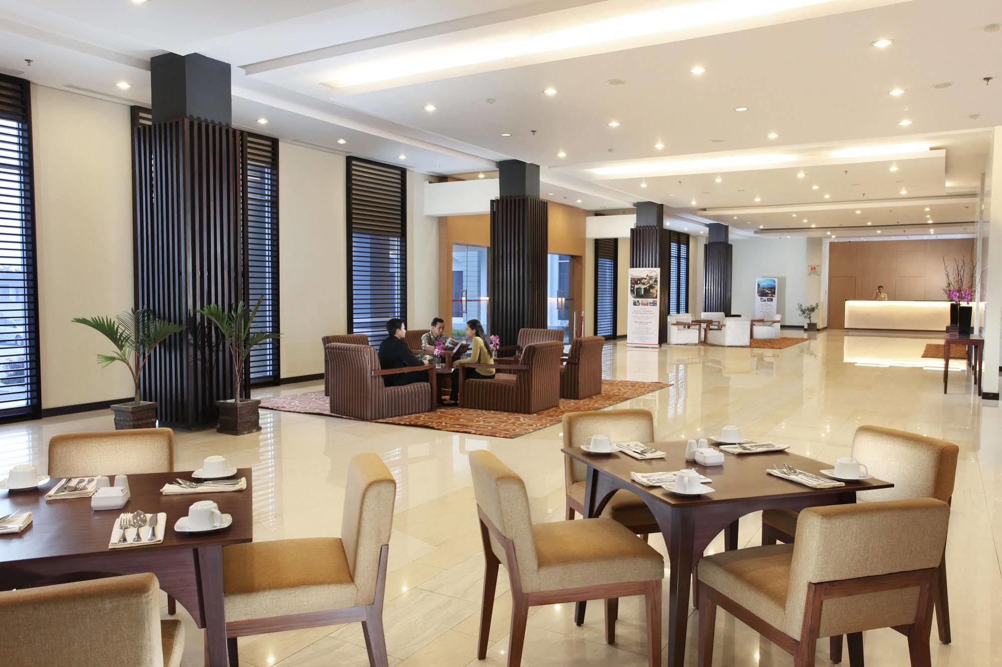 Swiss-Belinn פאנגקלאן בון מראה חיצוני תמונה