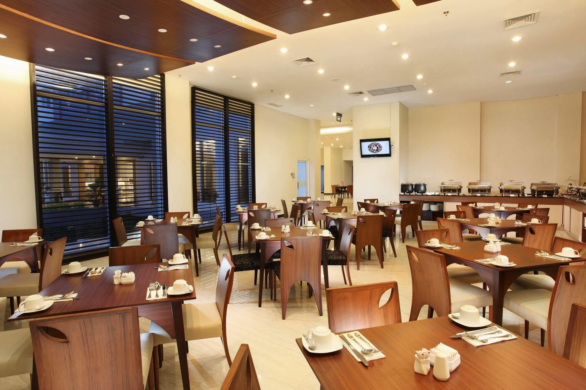 Swiss-Belinn פאנגקלאן בון מראה חיצוני תמונה