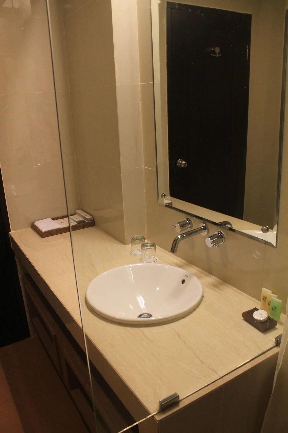 Swiss-Belinn פאנגקלאן בון מראה חיצוני תמונה