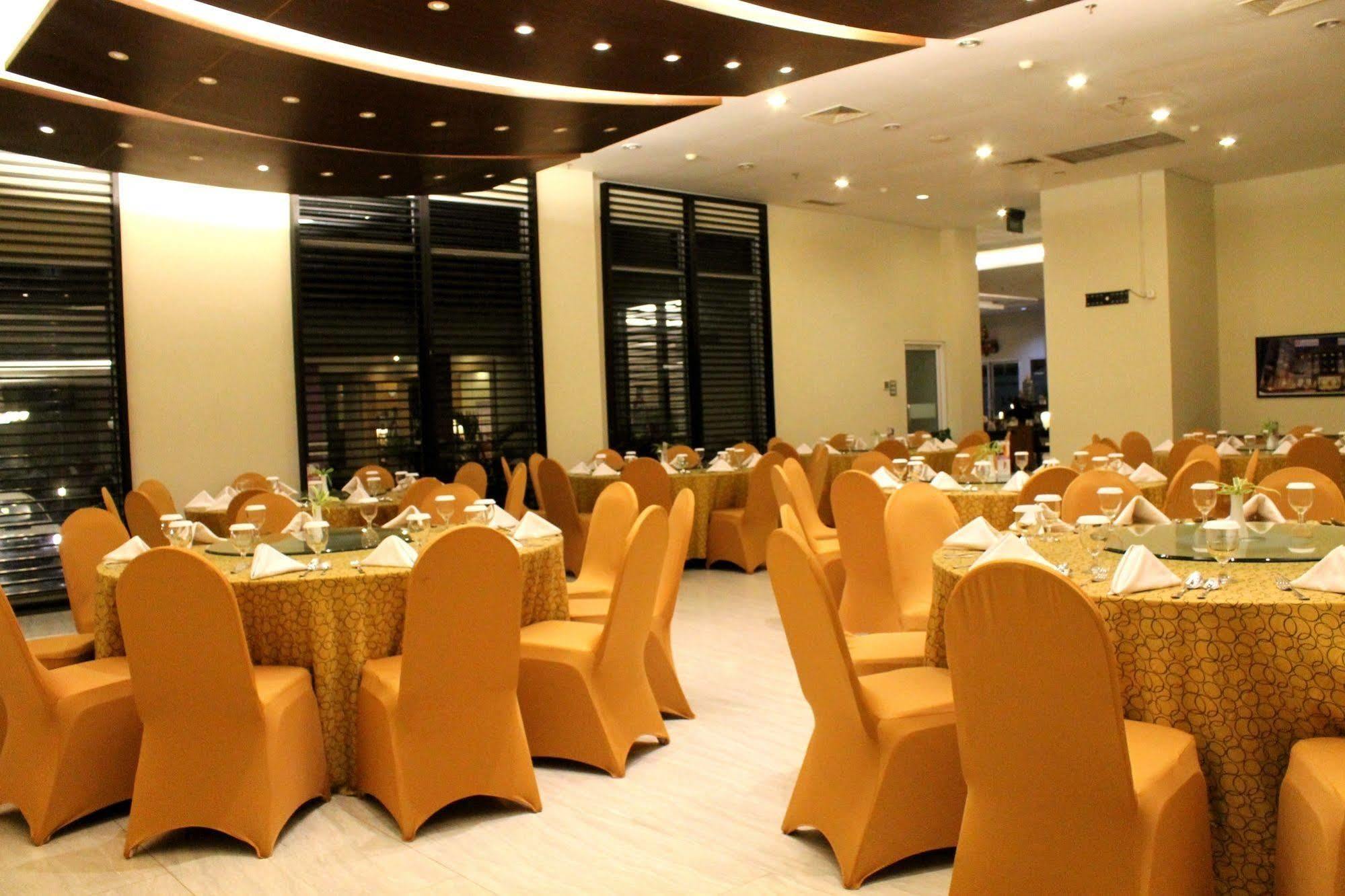 Swiss-Belinn פאנגקלאן בון מראה חיצוני תמונה
